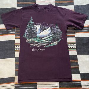 Vintage 80’s Single Stitch Graphic Tee Shirt. Bend, Oregon. Small. Mountains.
